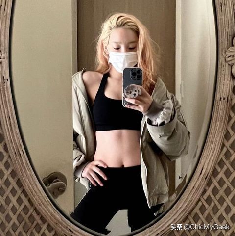 韩国女星腹肌写真,全智贤露脐装小蛮腰