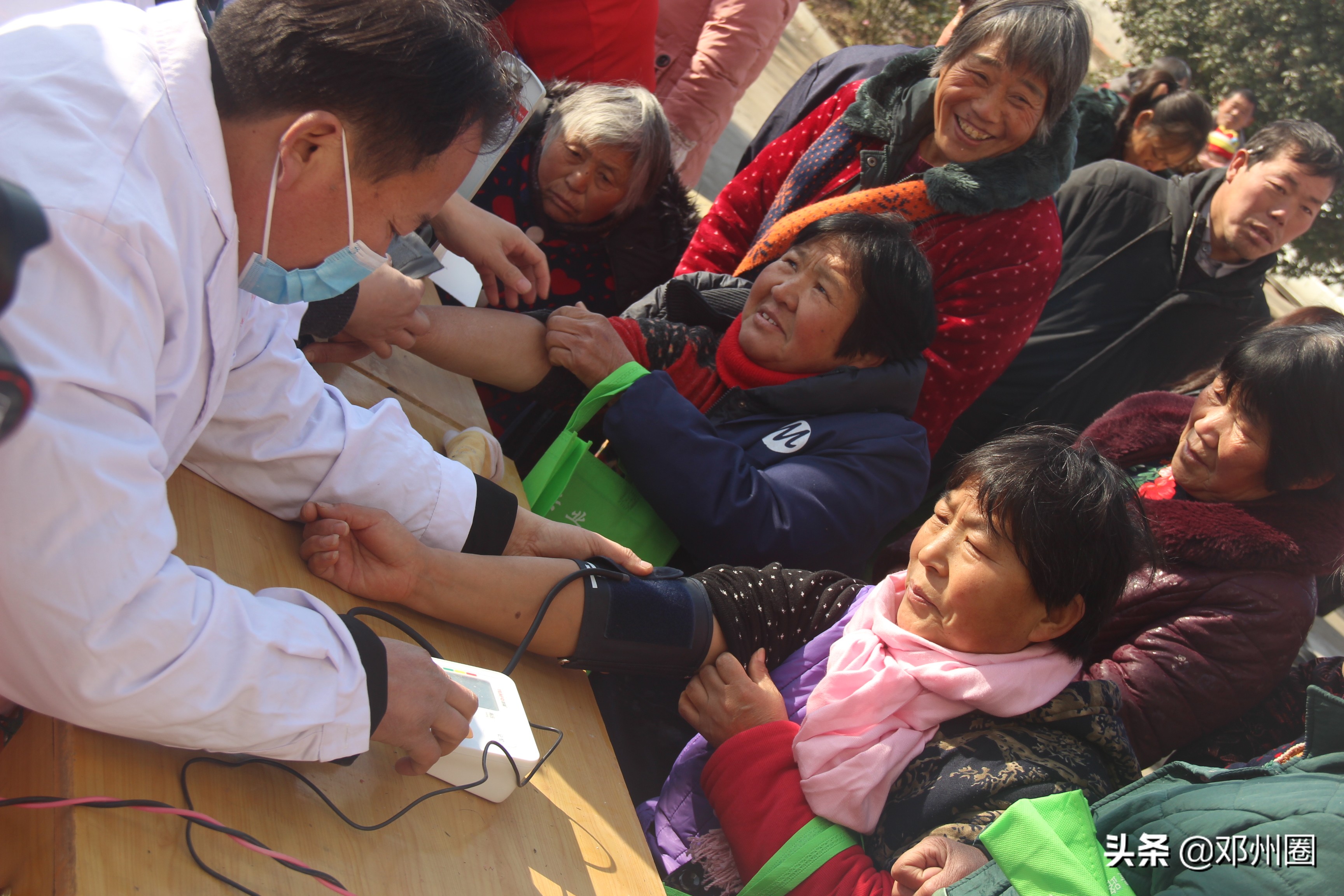 邓州乡贤燕天举：六年寸草心报得桑梓情