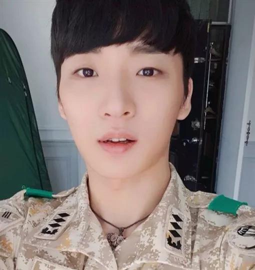 韩星偷拍事件,韩星回应外界指控