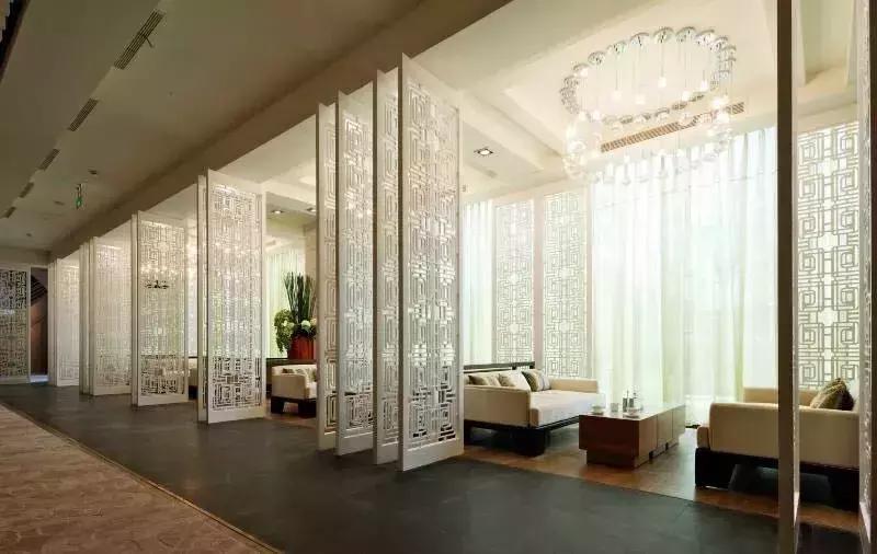 台北101同款网红地标+Q萌机器人服务再不来就要out啦