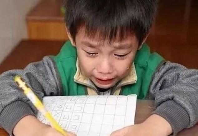 孩子不听话该给他讲道理还是粗暴,小孩不听话如何幽默说教