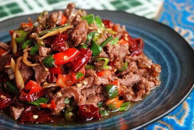 炒牛肉老的咬不动怎么办,炒牛肉太老怎么补救