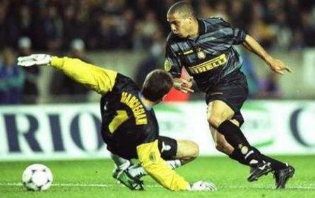 罗纳尔多c罗梅西对比,罗纳尔多c罗梅西