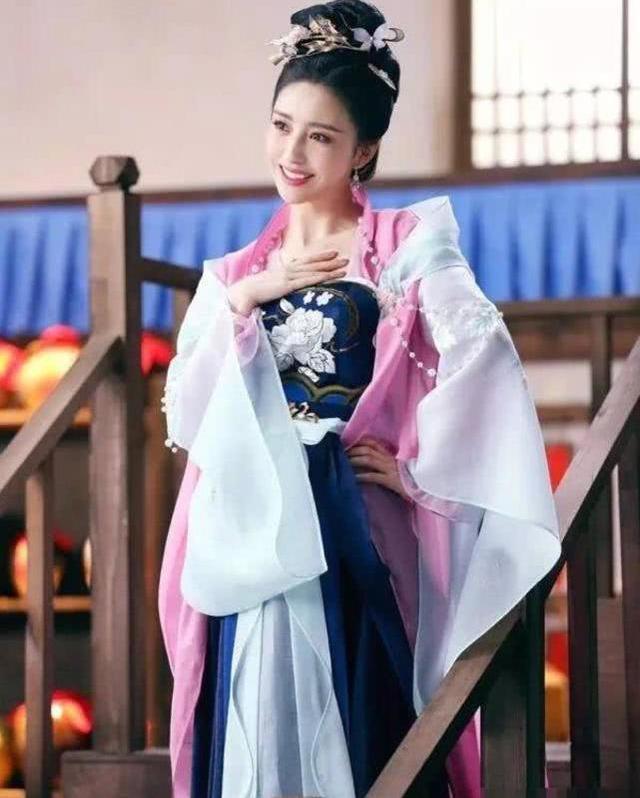 藏头诗短,藏头诗丰雪