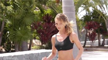 运动内衣买紧还是松点,运动内衣强压款