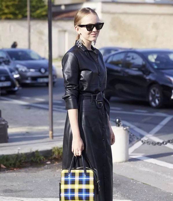 日常小心机小配饰,时髦精们的穿搭小心机