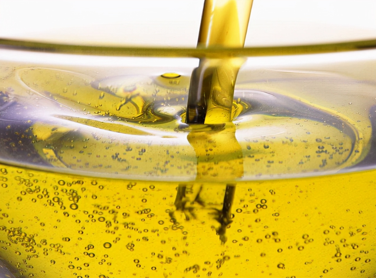 花生油菜籽油和玉米油哪种更健康,玉米油菜籽油橄榄油花生油哪个好