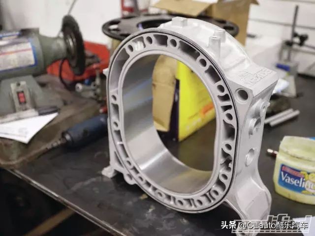 马自达rx8和马自达3,马自达rx-8对比保时捷718