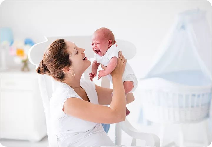 宝宝肠绞痛哭得厉害怎么办,宝宝肠绞痛哭个不停