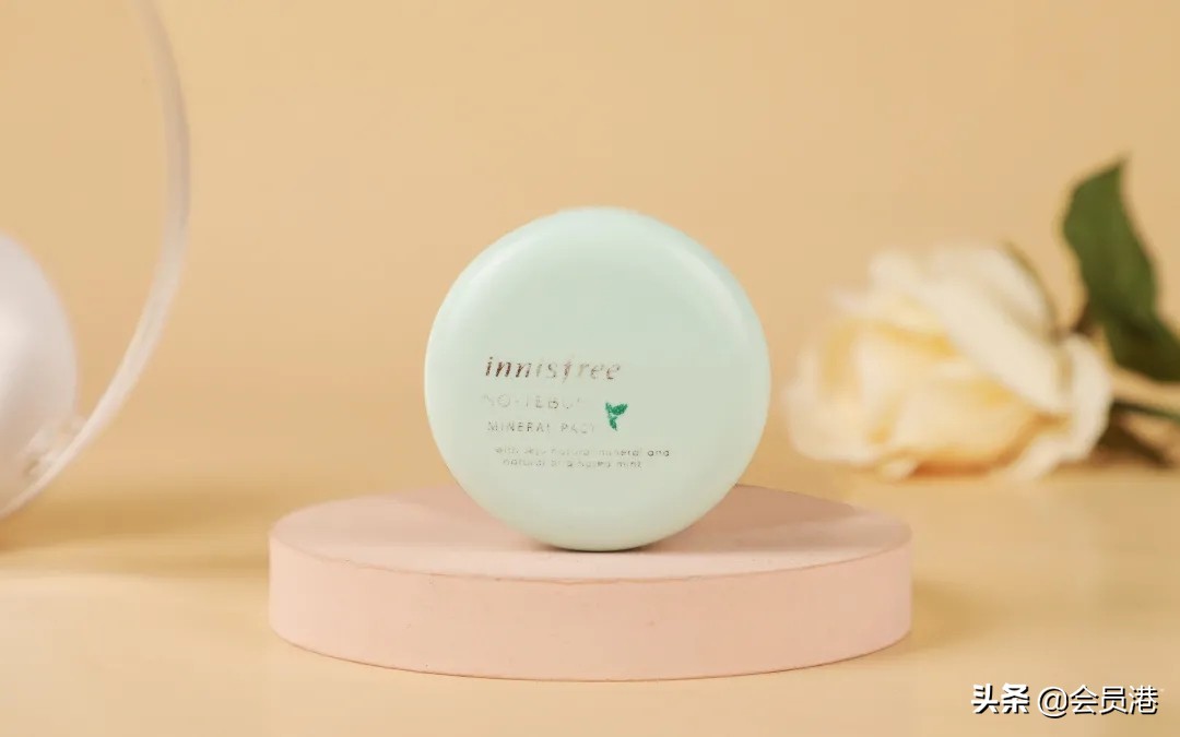 大牌湿粉饼遮瑕持久不脱妆前三名,阿玛尼粉饼遮瑕持久不脱妆第一名