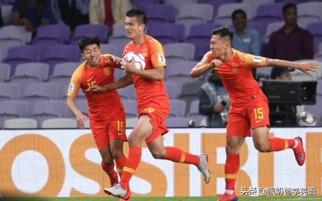 黄健翔谈国足1-1泰国,国足黄健翔精彩点评