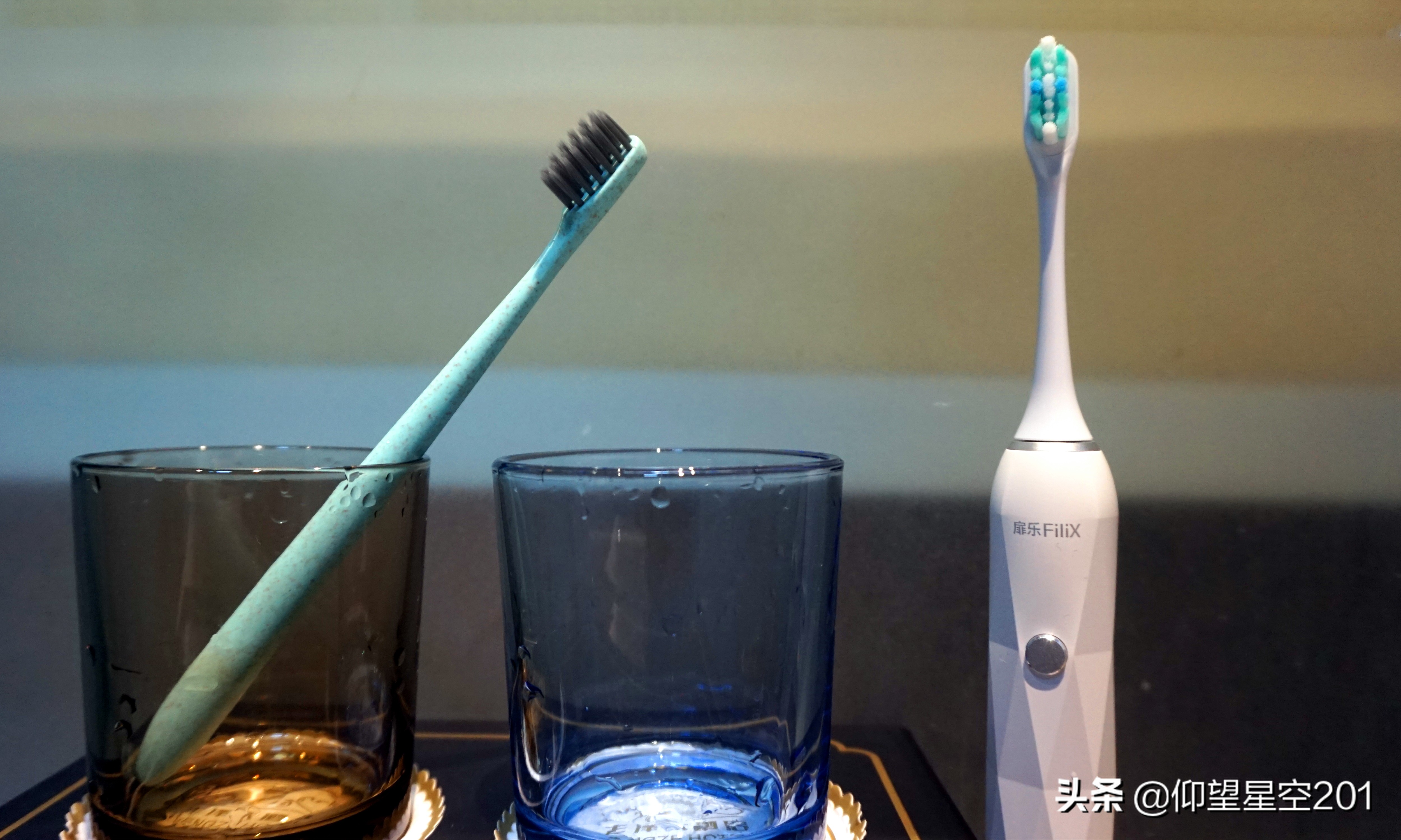 不伤牙的扉乐电动牙刷体验如何,扉乐电动牙刷测评（杀菌烘干篇）