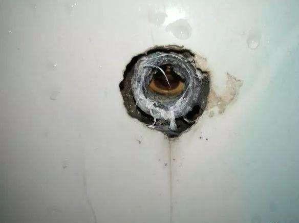 水龙头拧断到管子里怎么办,镶在墙上的水龙头拧断了怎么办