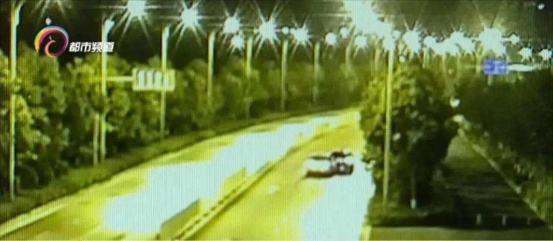 “你喝酒了，私了还是公了？”专挑酒驾司机“碰瓷”，有人被敲诈了一万