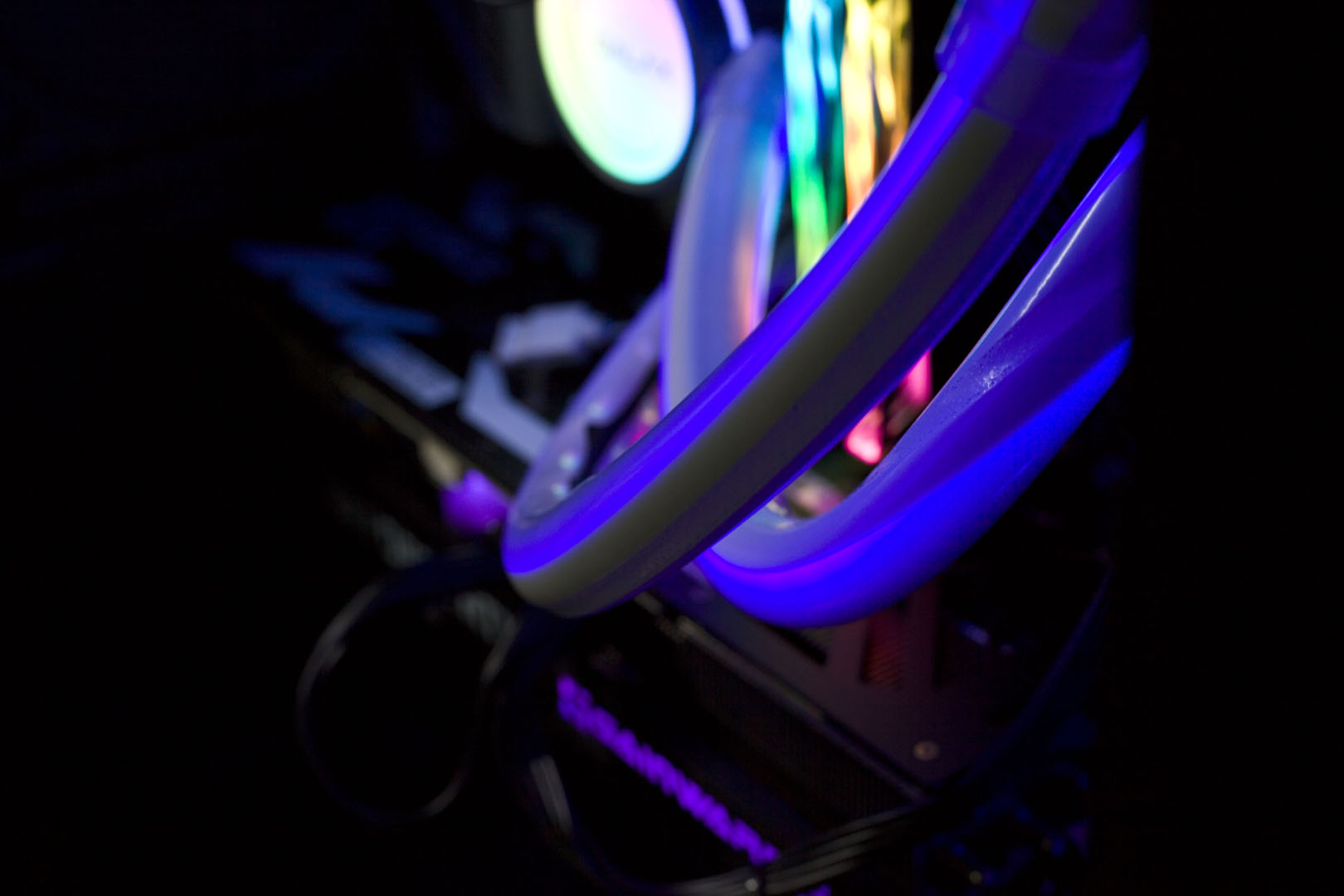 影驰魔影240一体水冷需要维护吗,影驰魔影240R神光同步水冷