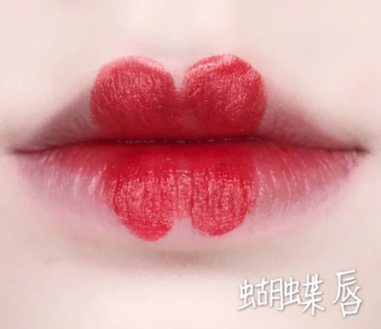 当下最火的口红画法时尚减龄,平唇口红的正确画法