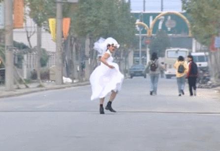 消失15年的万人迷又上热搜,这才是隐藏最深的女性教科书