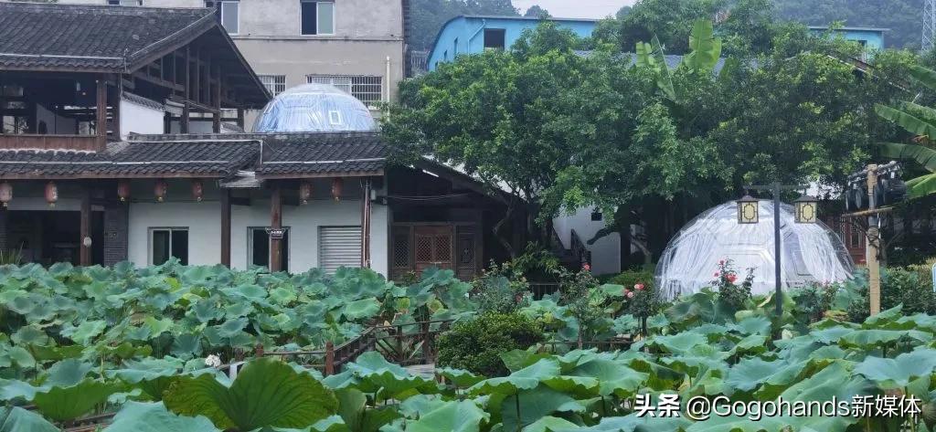 为新款3.8米足球屋让路，定制款4米旧款足球屋最后一批清货