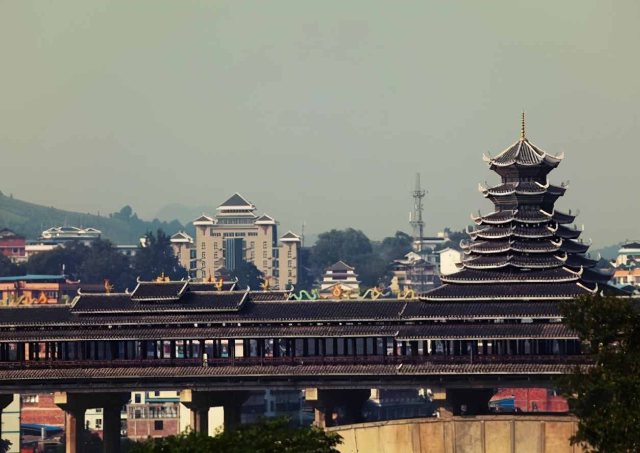 广西城建最快的县,广西都有哪些乡镇都通了高铁