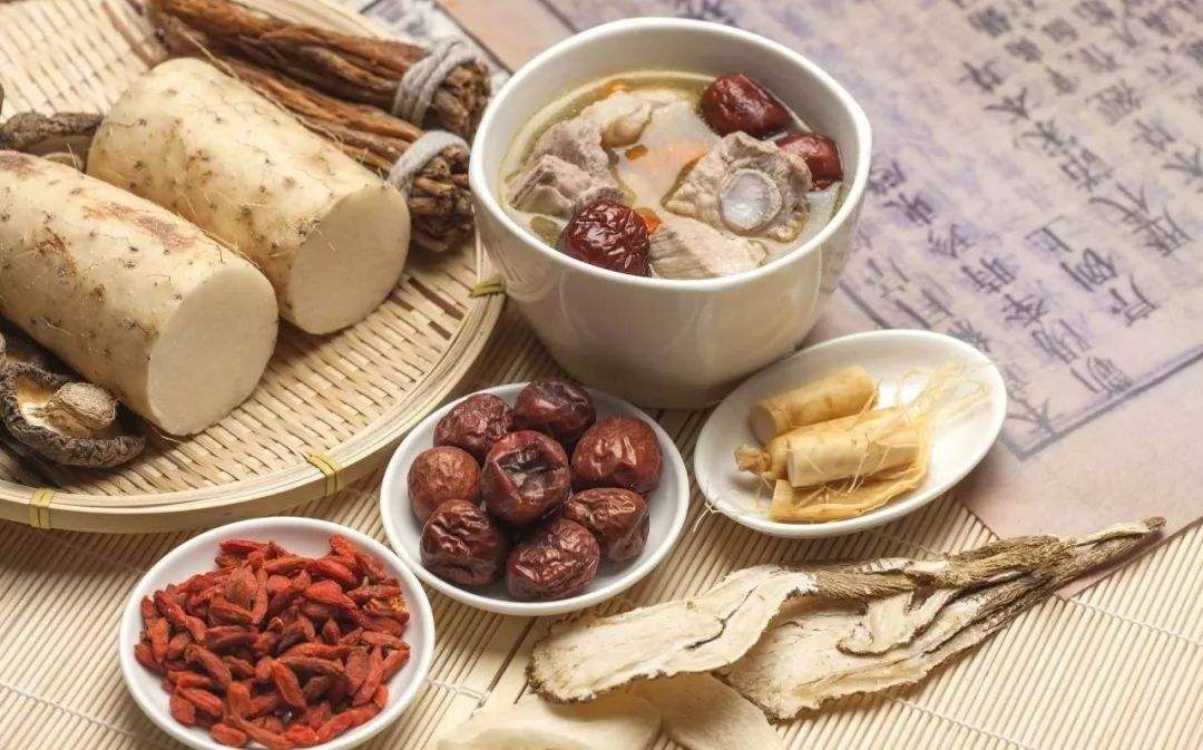 孩子们第一次来月经要注意什么,女儿第一次来月经要怎么去护理