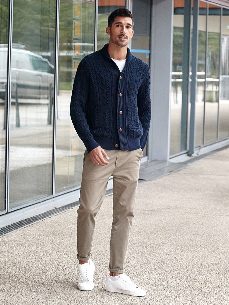 绅士毛衣男推荐,潮男秋季这件毛衣穿起来超帅
