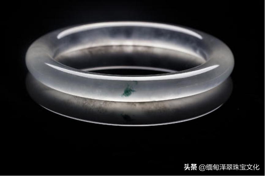 翡翠种水颜色一览表,翡翠常见的5种颜色有哪些