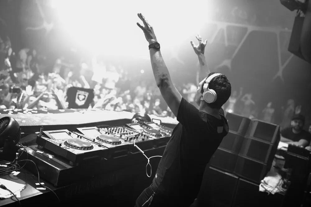 仍未结束的故事：传奇音乐人Tiesto