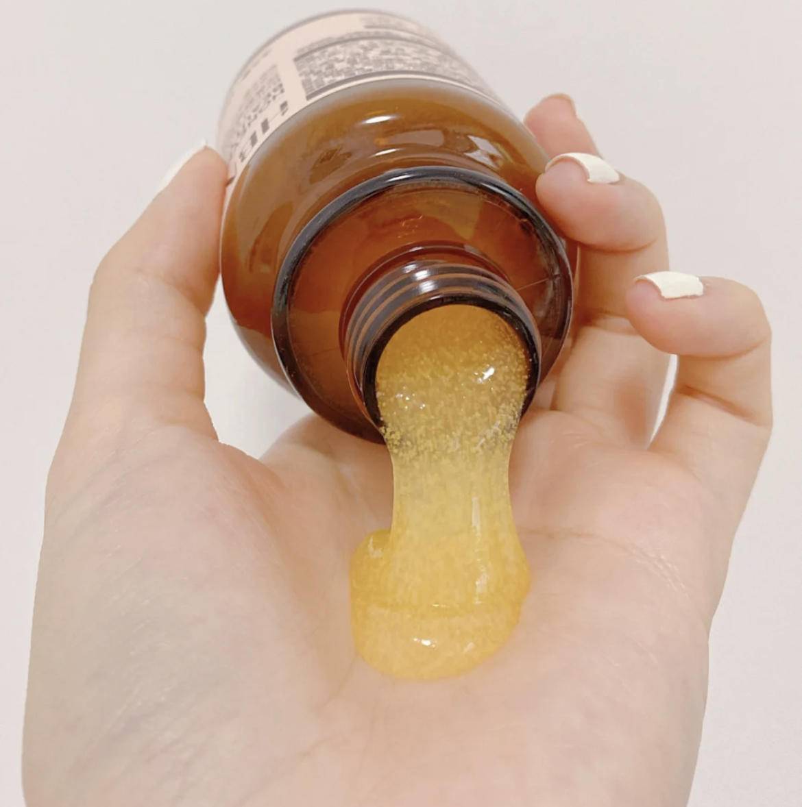 对抗暗沉提亮美白的精华推荐,有哪些值得入手的抗氧化精华