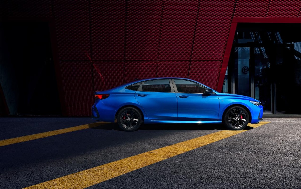 别克开年放大招,别克2023新款车一键启动