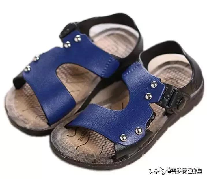 到底如何给宝宝选凉鞋,怎样给宝宝挑选夏季凉鞋