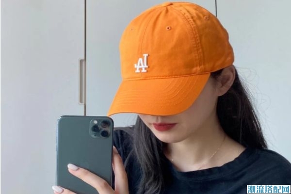 la帽子和mlb帽子版型一样吗,mlb和la和ny是一个品牌吗