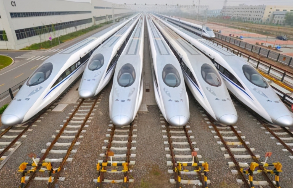 西方为什么修高铁那么困难,外媒惊叹中国修铁路