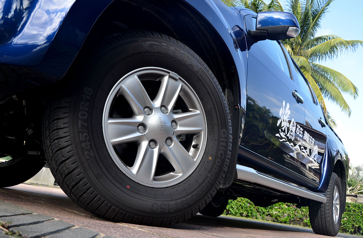 19年江西五十铃铃拓评测,国产五十铃铃拓试驾视频