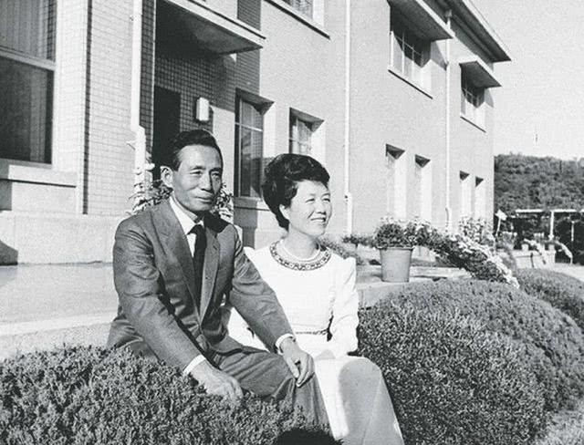 未等到文在寅特赦，朴槿惠死后会安葬哪里？国家公墓也不是不可能