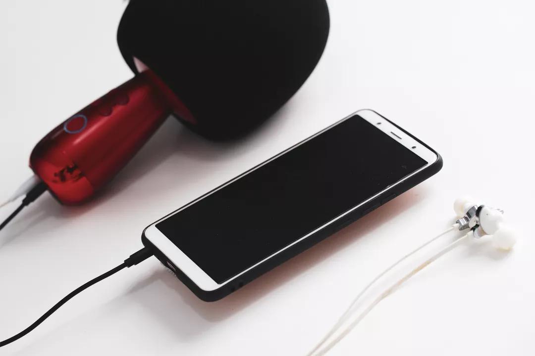 唱吧出的麦克风效果怎么样,唱吧入门级麦克风