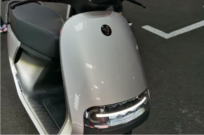 电动车半热熔胎哪个牌子的好,现在电动车真空胎是半热熔胎吗