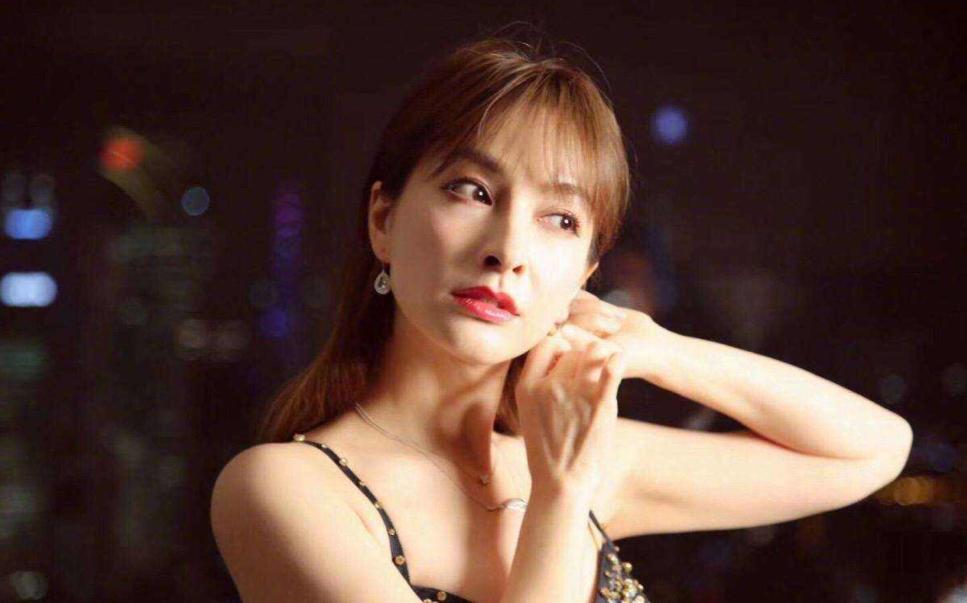 吴昕为啥这么有钱,吴昕快乐家族副业