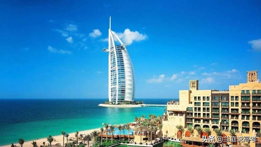 哪个语种就业前景更好,各大专业就业前景排名