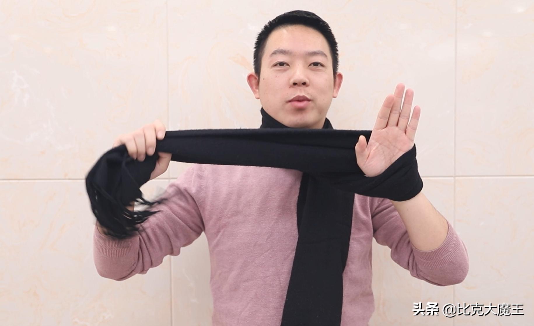 妹子手把手教你围巾的9种系法,教你8种不同的围巾系法