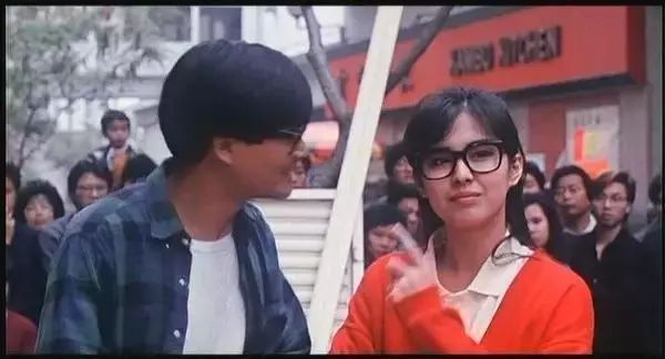 冬天就想窝在被子里看甜甜的剧,盘点充满少女心的香港老电影