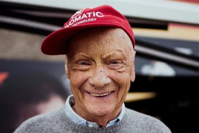 世界体育史上的今天:F1车王惨遭车祸,六周后上演浴火重生传奇!