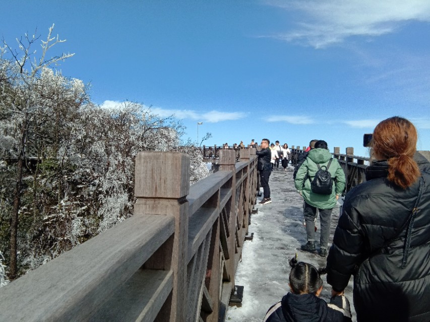 张家界天门山雪景,张家界天门山国家森林公园