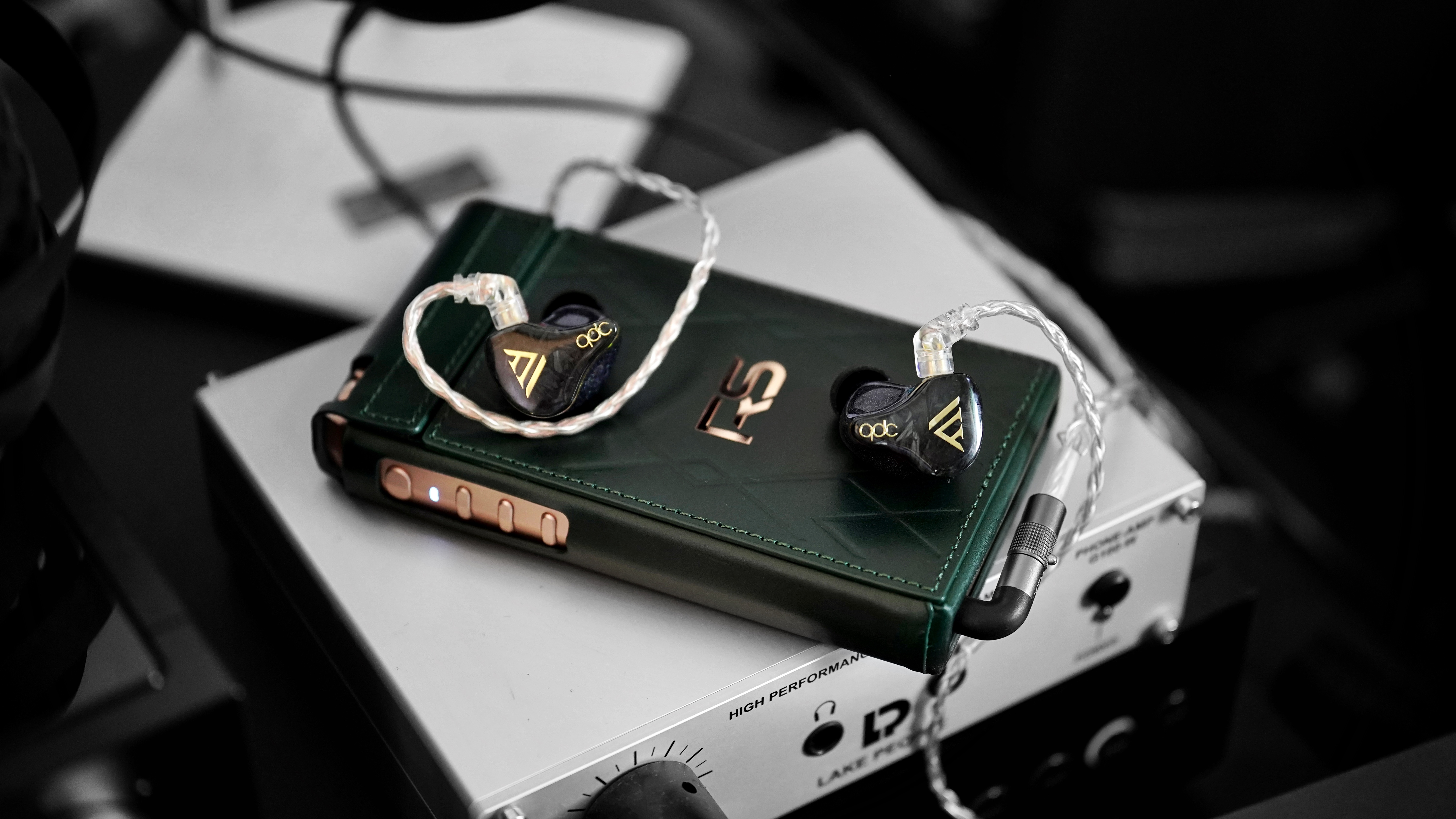 不做评测聊搭配！2021年最佳随身*放播**器+旗舰耳机套装分享