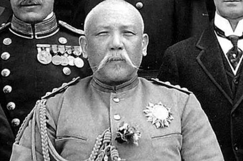 袁世凯信风水，“看相”后果然称帝，谁知在位仅83天