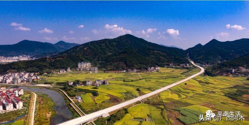 日新月异的家乡变化,家乡的面貌发生了日新月异的变化