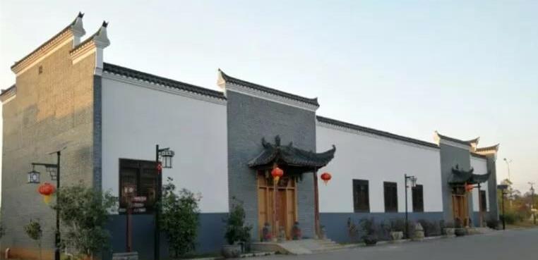 高处的匾额宽处的楹联(花袭君)