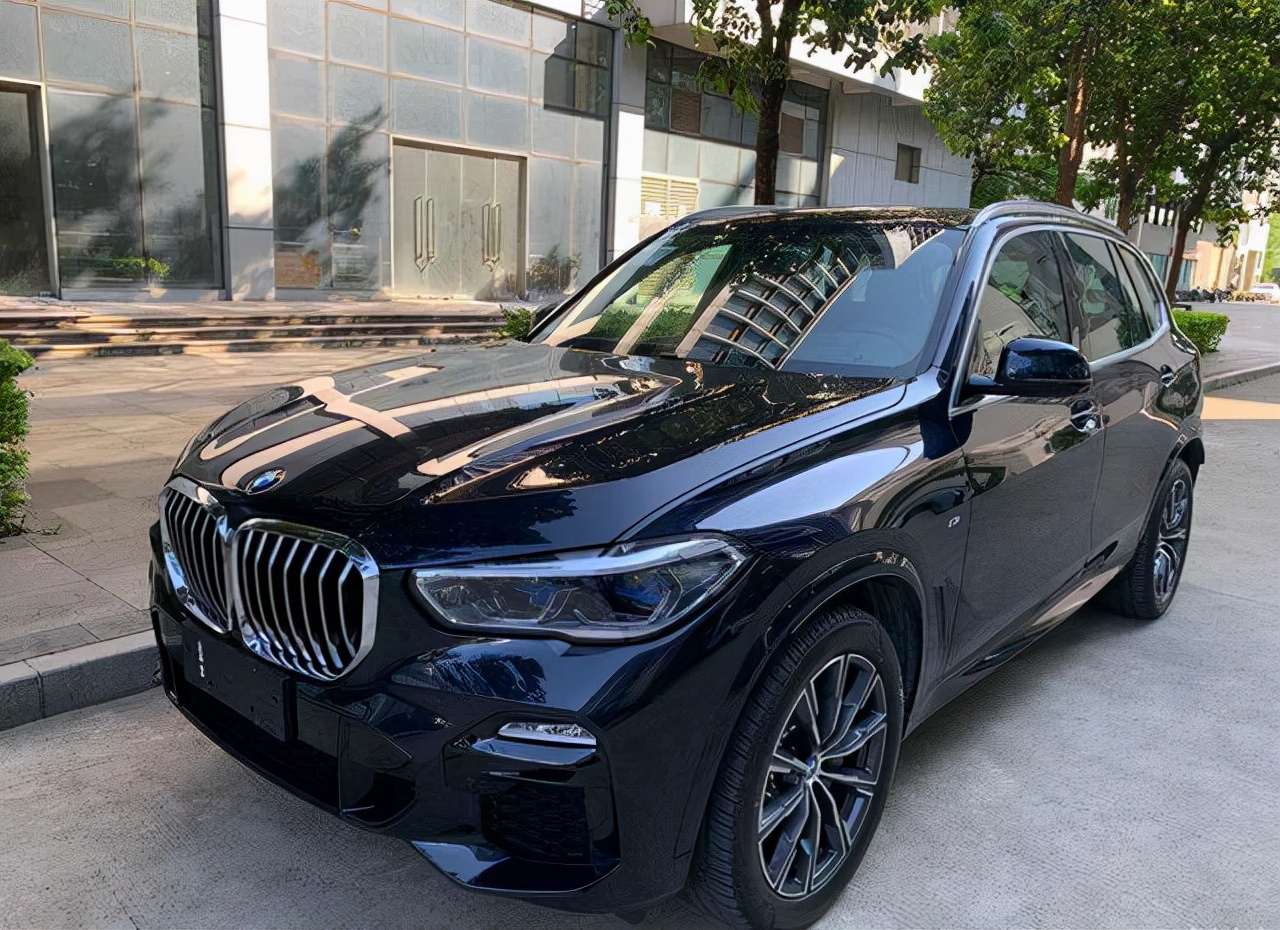 开完宝马x5再开陆巡,开了宝马x5再开奥迪q7的感受