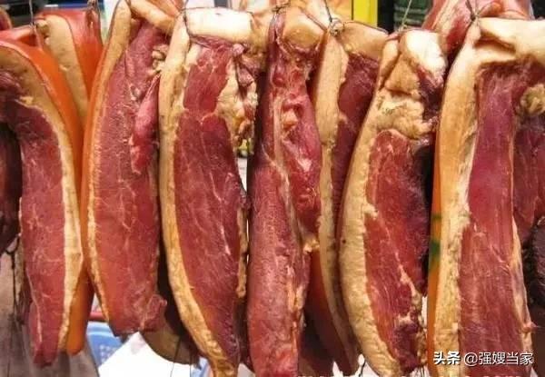 腌腊肉时抹白酒腌出有酒酸味,腌制腊肉错把醋当酱油放了怎么办