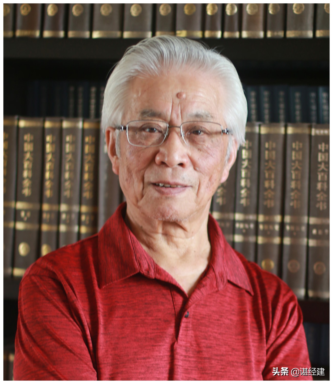 曾庆瑞先生评电视剧《正青春》唱响了又一曲青春之歌