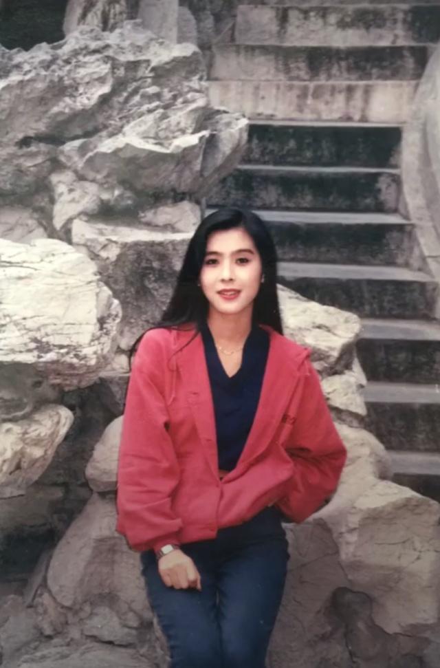 时尚潮流街拍2018年冬季,时尚就是一个轮回街拍